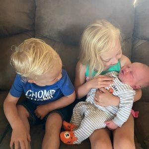 Meet your Posher, Ashley